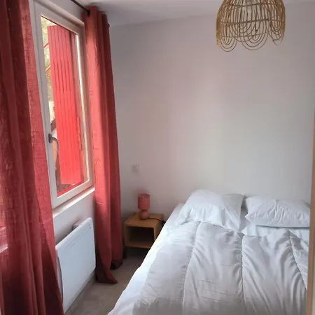 Le Petit De La Butte *