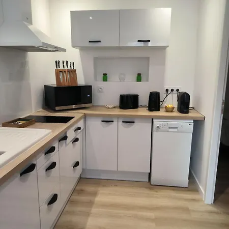 Le Petit De La Butte *