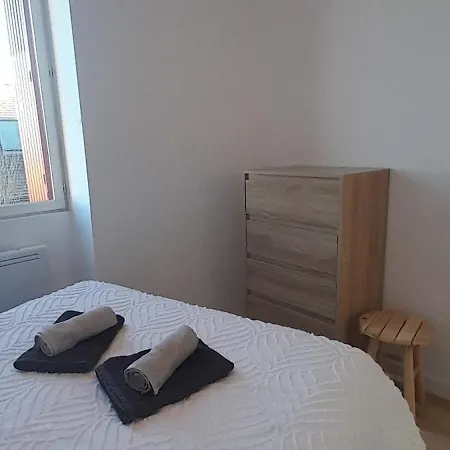 Le Petit De La Butte *